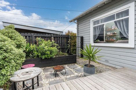 Photo of property in 18 Eskvale Street, Saint Kilda, Dunedin, 9012