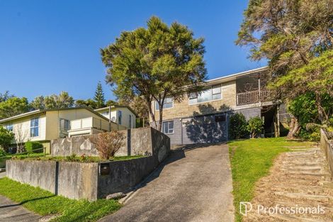 Photo of property in 110 Holborn Drive, Stokes Valley, Lower Hutt, 5019