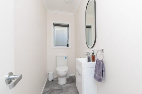 Photo of property in 33 Rochdale Drive, Churton Park, Wellington, 6037