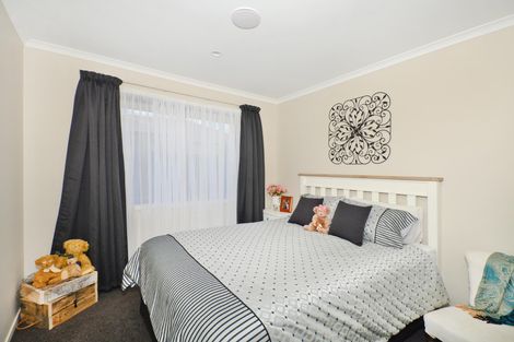 Photo of property in 18 Wairau Drive, Tikipunga, Whangarei, 0112