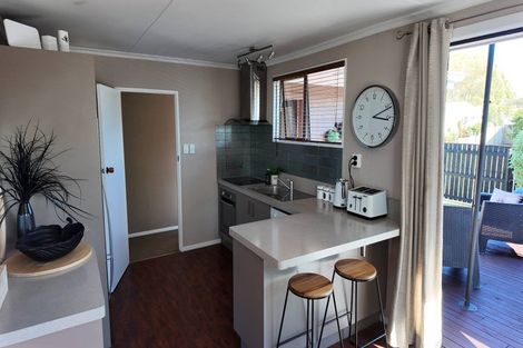 Photo of property in 50 Cascade Crescent, Westbrook, Palmerston North, 4412