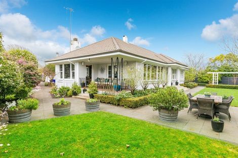 Photo of property in 18 Fairfield Road, Fairfield, Hamilton, 3214