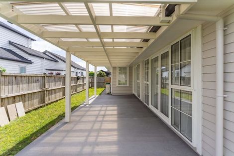 Photo of property in 71 Milano Boulevard, Karaka, Papakura, 2113