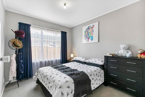 Photo of property in 9 Halcyon Place, Papatoetoe, Auckland, 2025