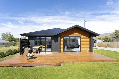 Photo of property in 8a Missy Crescent, Mount Pisa, Cromwell, 9383