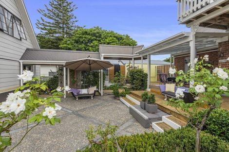 Photo of property in 15 Bernard Street, Avenues, Whangarei, 0110