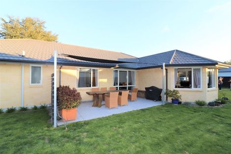 Photo of property in 18 Broad Street, Southbridge, 7602