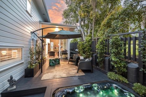 Photo of property in 39a Rutherford Terrace, Meadowbank, Auckland, 1072