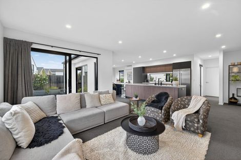Photo of property in 11 Brancion Street, Halswell, Christchurch, 8025