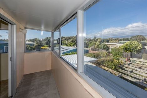 Photo of property in 29 Kapiti Lane, Otaki Beach, Otaki, 5512