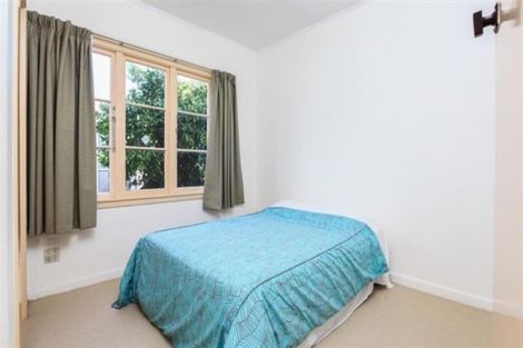 Photo of property in 19 Fowlds Avenue, Sandringham, Auckland, 1025