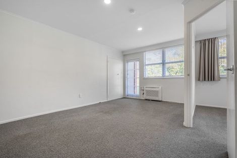 Photo of property in 4/79 Western Springs Road, Morningside, Auckland, 1022