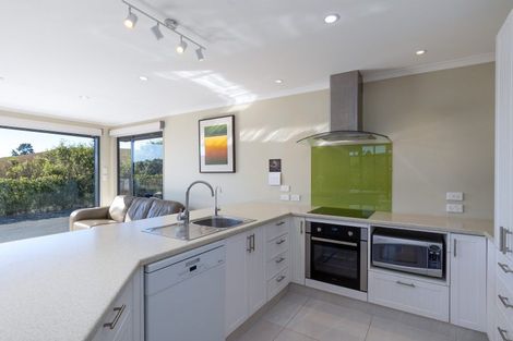 Photo of property in 14a Totara View Road, Wakefield, 7095