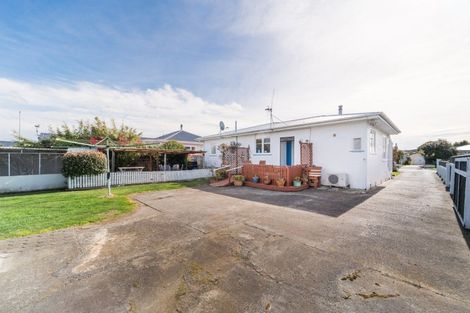 Photo of property in 14 Vernon Avenue, Takaro, Palmerston North, 4412