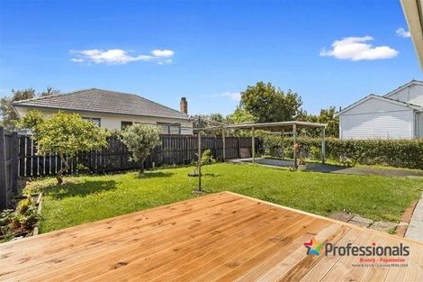 Photo of property in 2/13 John Street, Mangere East, Auckland, 2024