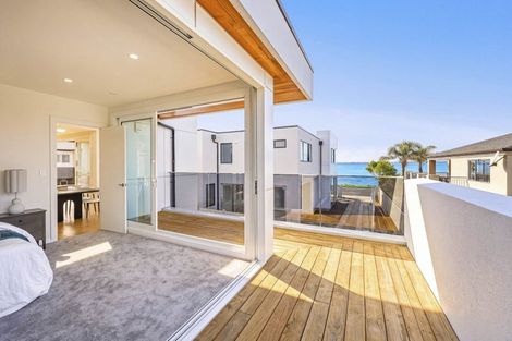 Photo of property in 40a The Esplanade, Eastern Beach, Auckland, 2012
