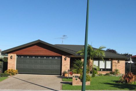 Photo of property in 9 Norm Pellow Drive, Manurewa, Auckland, 2105