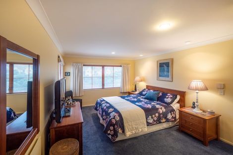 Photo of property in 51 Lakewood Avenue, Churton Park, Wellington, 6037