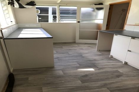 Photo of property in 50 Matua Road, Huapai, Kumeu, 0810