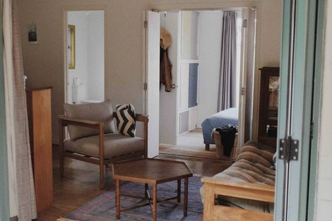 Photo of property in 5 Karioi Crescent, Raglan, 3225