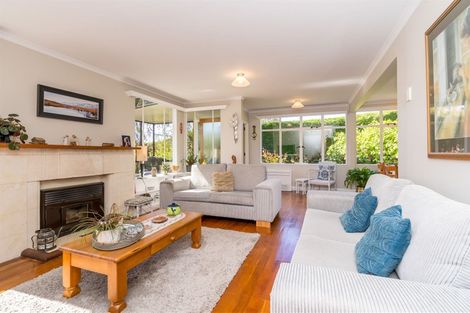 Photo of property in 1 Saint Ronans Road, Macandrew Bay, Dunedin, 9077