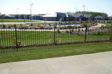 Photo of property in 9 Famille Close, Yaldhurst, Christchurch, 8042