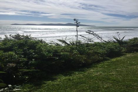 Photo of property in 60 Ames Street, Paekakariki, 5034