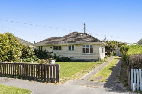 Photo of property in 63 Coopers Road, Dallington, Christchurch, 8061