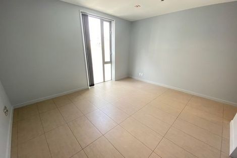 Photo of property in Piermont Apartments, 3a/82 Cable Street, Te Aro, Wellington, 6011