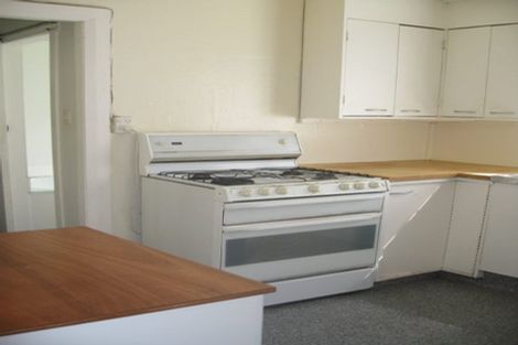 Photo of property in 3-5 Knoll Street, Island Bay, Wellington, 6023