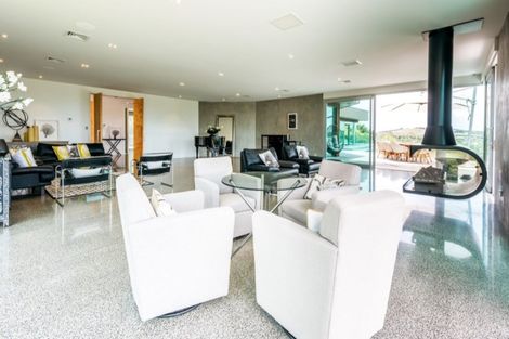 Photo of property in 52 Delamore Drive, Oneroa, Waiheke Island, 1081