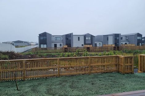 Photo of property in 10 Selkirk Lane, Hamilton Lake, Hamilton, 3204