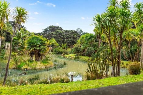 Photo of property in 185 Red Hills Road, Massey, Henderson, 0782