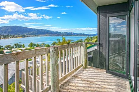 Photo of property in 23 Pine Grove, Tairua, 3508