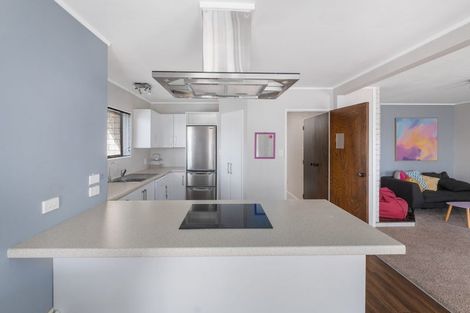 Photo of property in 2 Ngarimu Place, Mount Maunganui, 3116