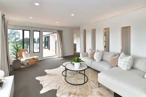 Photo of property in 22 Wentwood Place, Torbay, Auckland, 0630