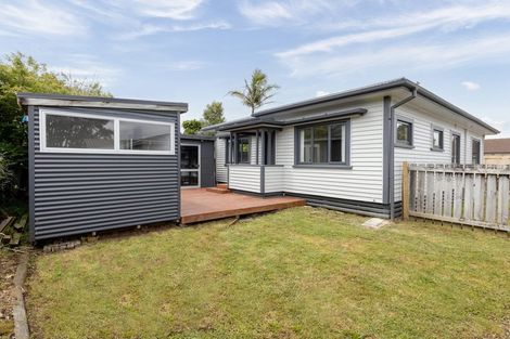 Photo of property in 68d Millers Road, Brookfield, Tauranga, 3110