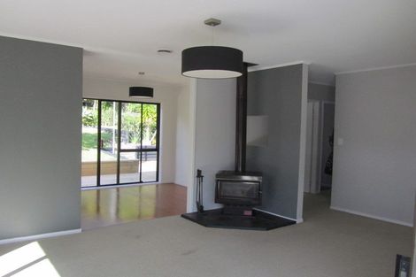 Photo of property in 75 Oaktree Avenue, Browns Bay, Auckland, 0630