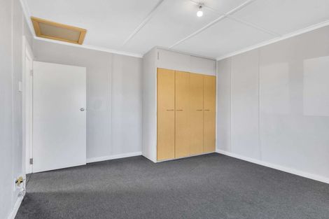 Photo of property in 220 Warwick Road, Mayfair, Hastings, 4122