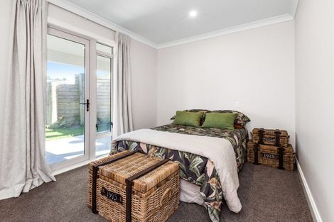 Photo of property in 1 Ridgeway Terrace, Taradale, Napier, 4112