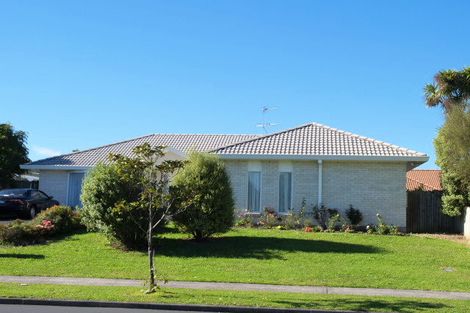 Photo of property in 120 Millhouse Drive, Northpark, Auckland, 2013