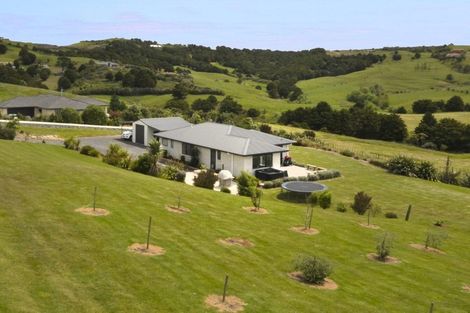 Photo of property in 76 Daniel Parade, Mangawhai, Wellsford, 0975