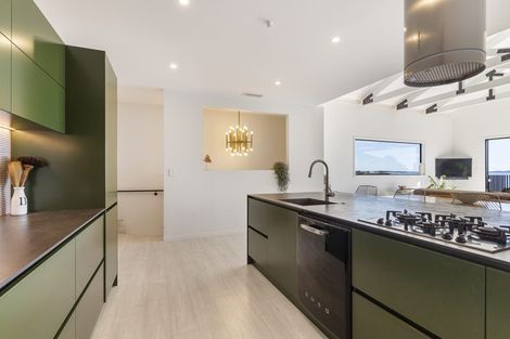 Photo of property in 71 Pah Road, Cockle Bay, Auckland, 2014