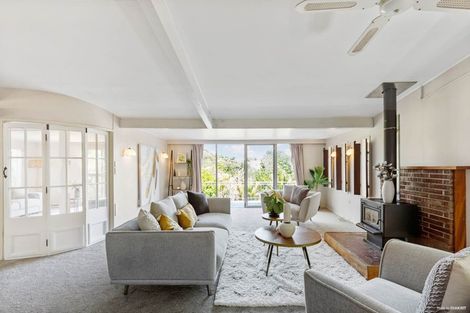 Photo of property in 2 Park Hill Road, Birkenhead, Auckland, 0626