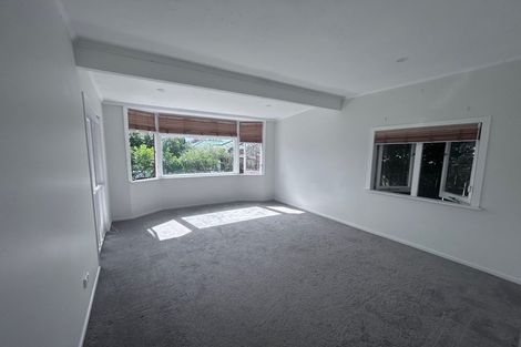 Photo of property in 45 Kingdale Road, Henderson, Auckland, 0610