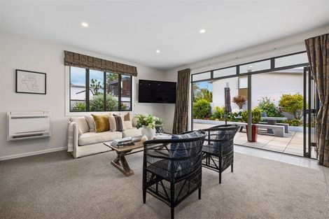 Photo of property in 1 Sunningvale Lane, Ilam, Christchurch, 8053