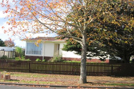 Photo of property in 51 Sikkim Crescent, Clover Park, Auckland, 2019