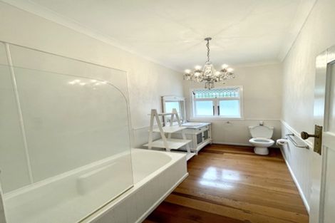 Photo of property in 57 Beach Road, Pahurehure, Papakura, 2113