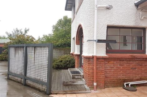 Photo of property in 353 Featherston Street, Palmerston North, 4414