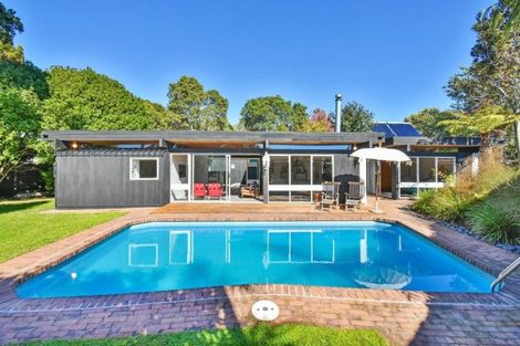 Photo of property in 28 Kahurangi Place, Snells Beach, 0920